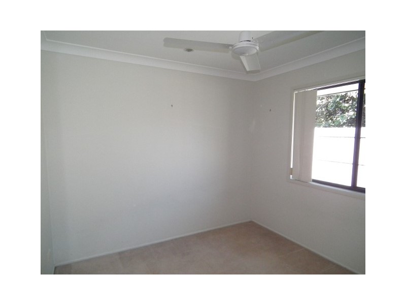 16 Kingston Close, Wondunna QLD 4655