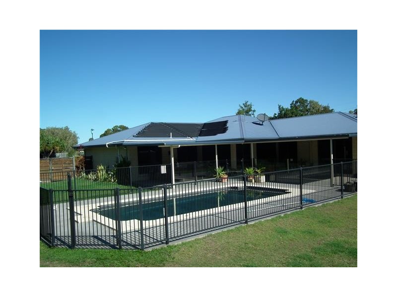 16 Kingston Close, Wondunna QLD 4655