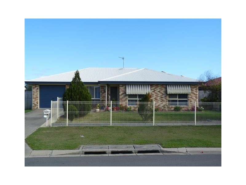 53 Bunya Court, Eli Waters QLD 4655