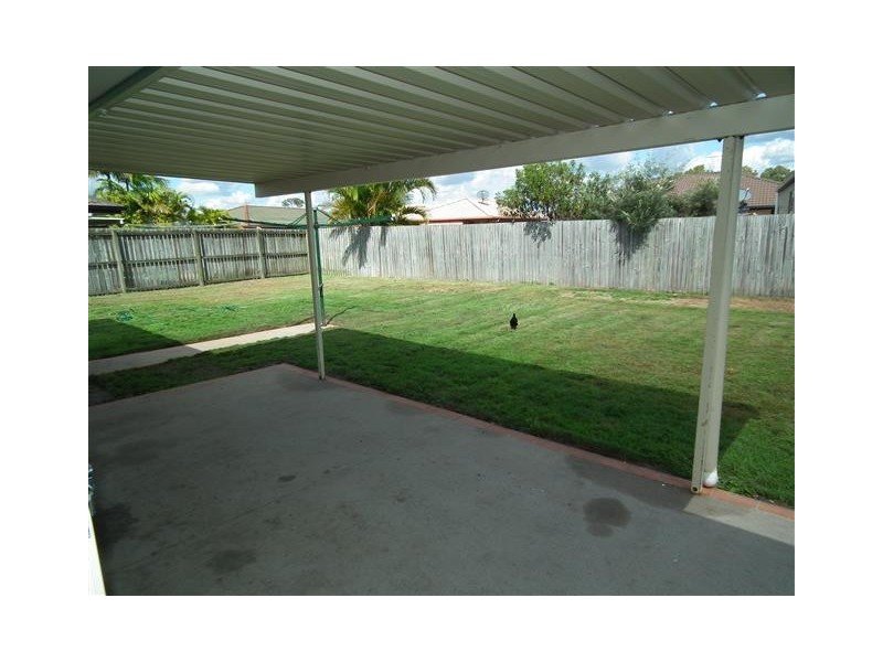 10 Pialba Downs Dr, Eli Waters QLD 4655