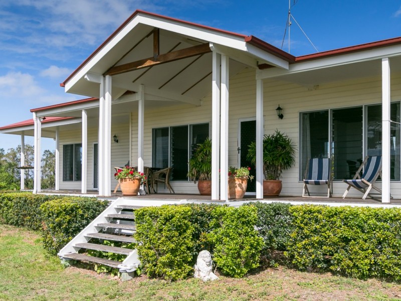 52 Francis Avenue, Booral QLD 4655