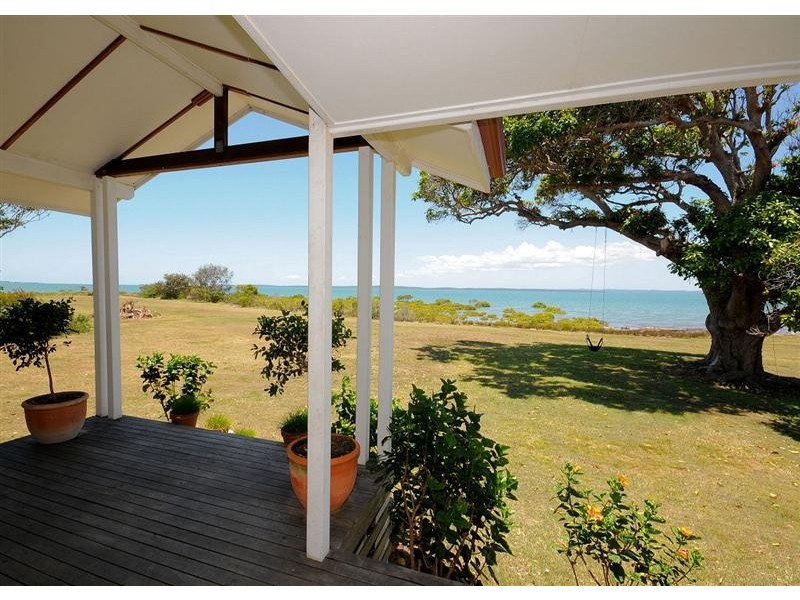 52 Francis Avenue, Booral QLD 4655