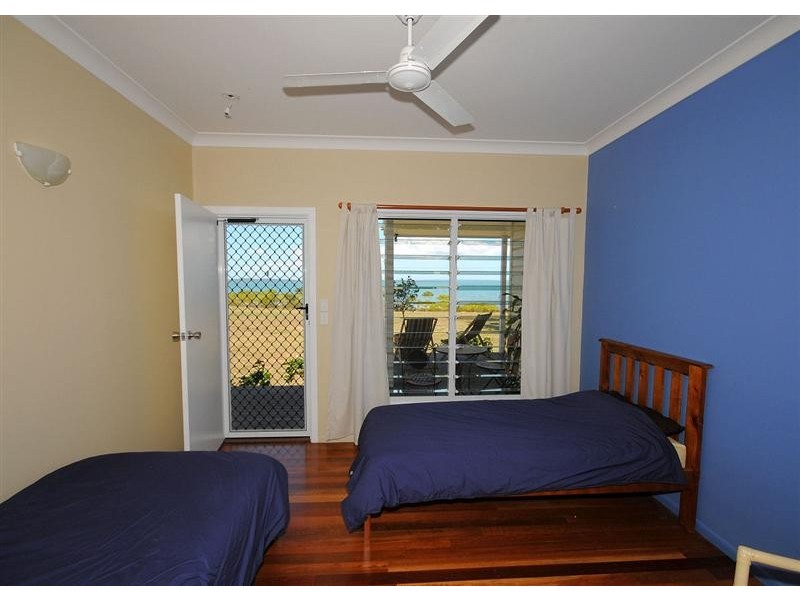 52 Francis Avenue, Booral QLD 4655