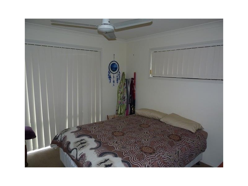 4 Banks Court, Torquay QLD 4655