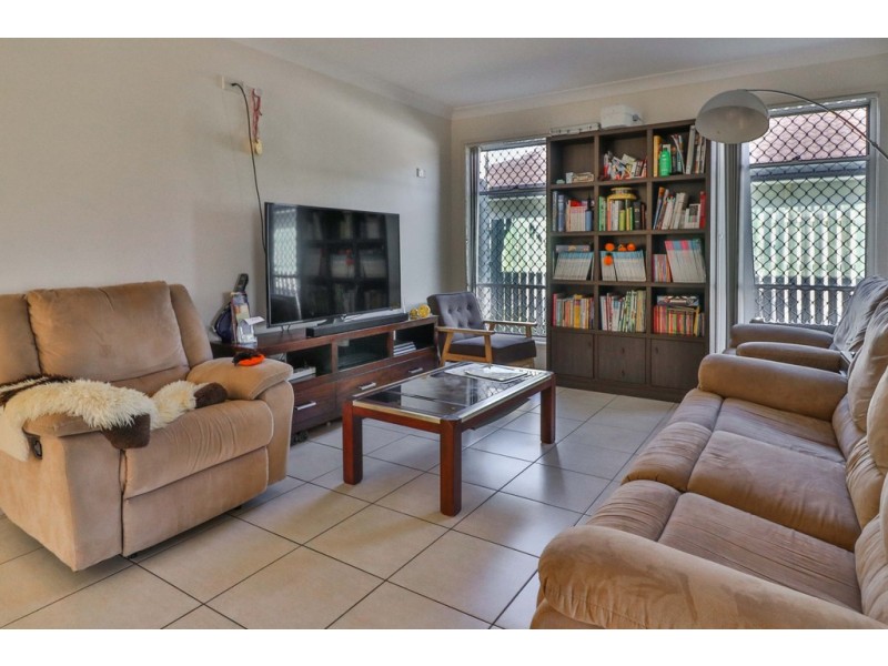 82 Endeavour Way, Eli Waters QLD 4655