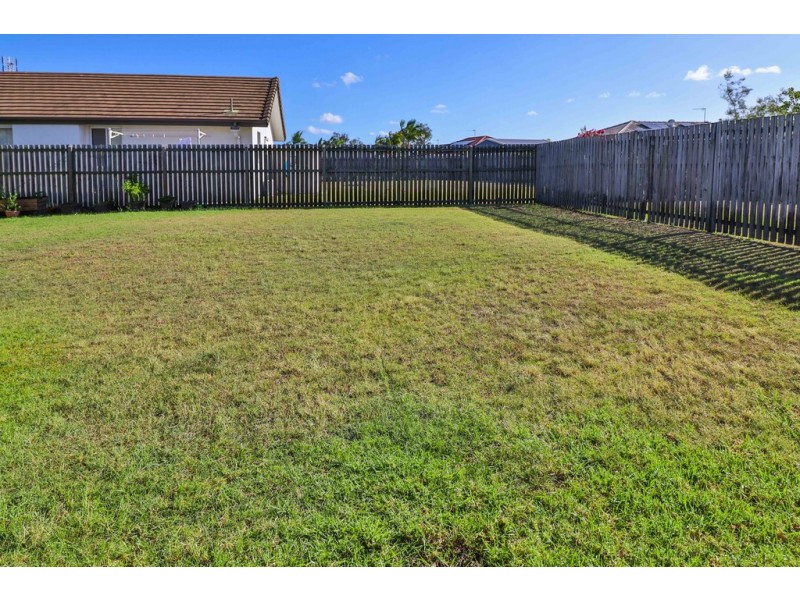 82 Endeavour Way, Eli Waters QLD 4655