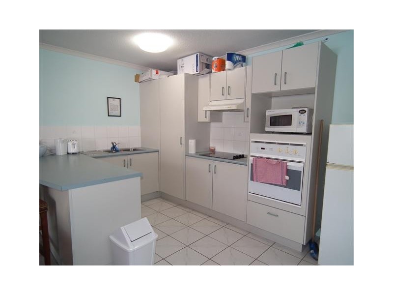 13/386 Esplanade, Torquay QLD 4655