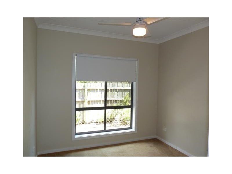 11 Pharlap Court, Point Vernon QLD 4655