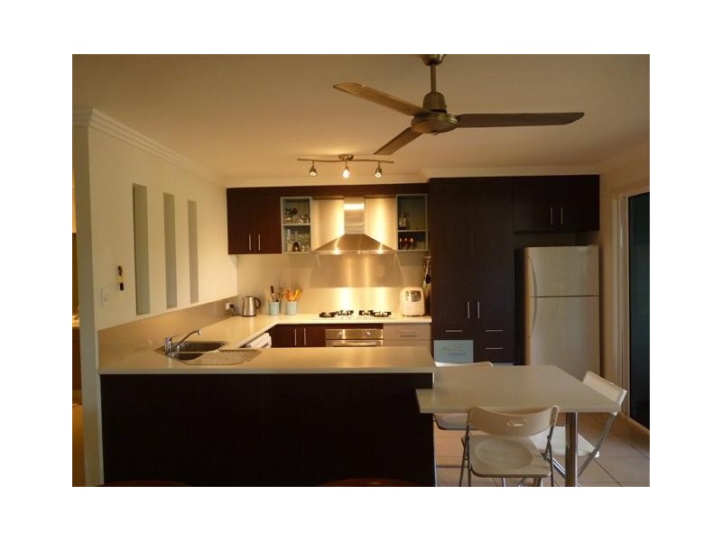 7 Bayley Court, Urraween QLD 4655