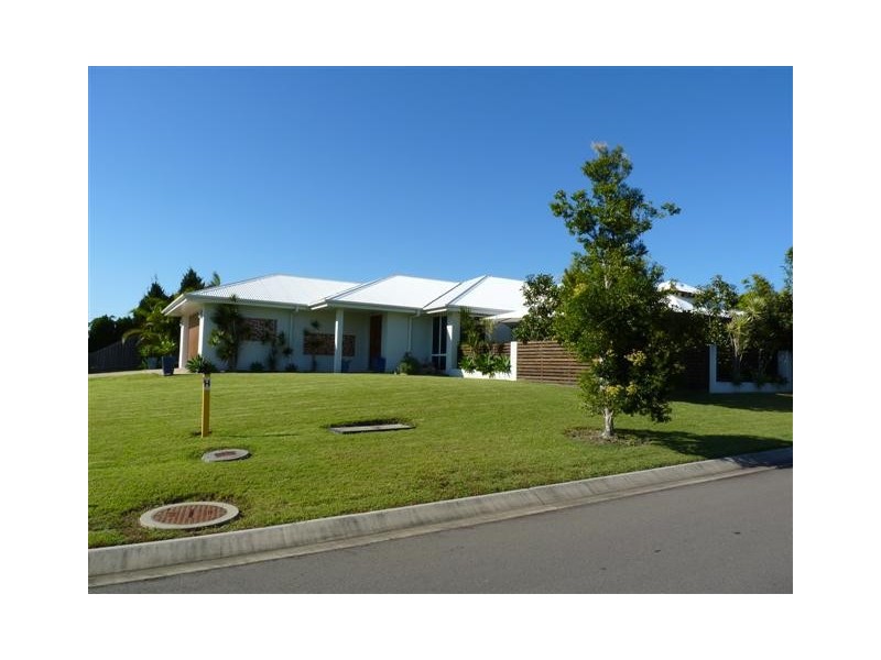 7 Bayley Court, Urraween QLD 4655