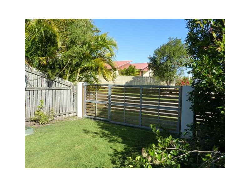 7 Bayley Court, Urraween QLD 4655