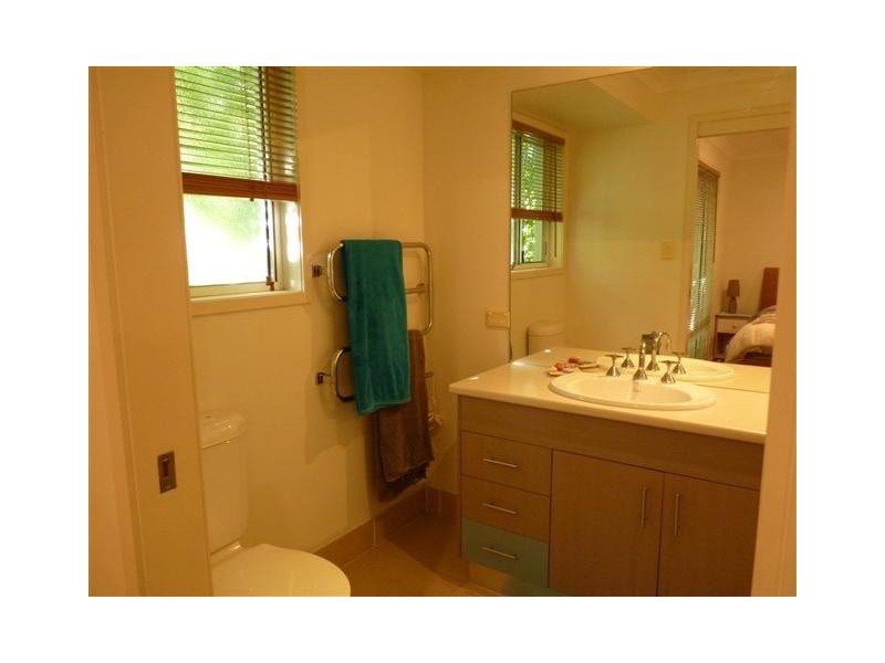 7 Bayley Court, Urraween QLD 4655