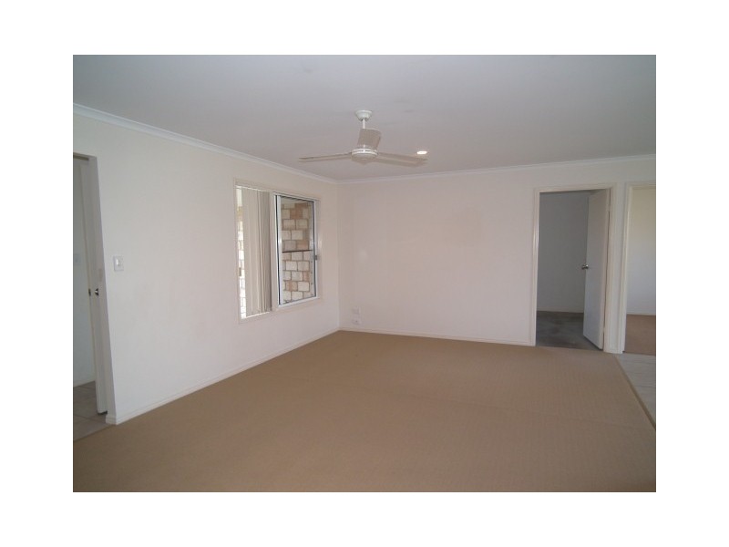 24 Bunya Court, Eli Waters QLD 4655