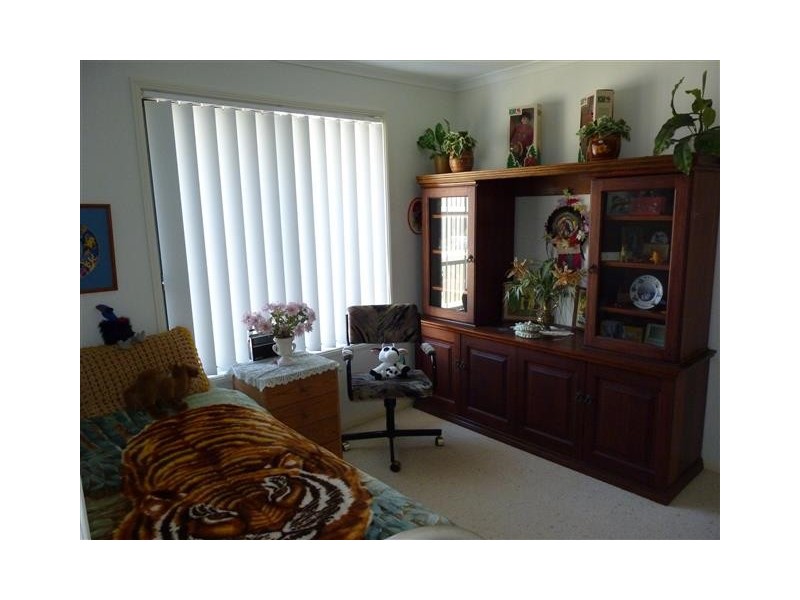 1 Figbird Close, Eli Waters QLD 4655