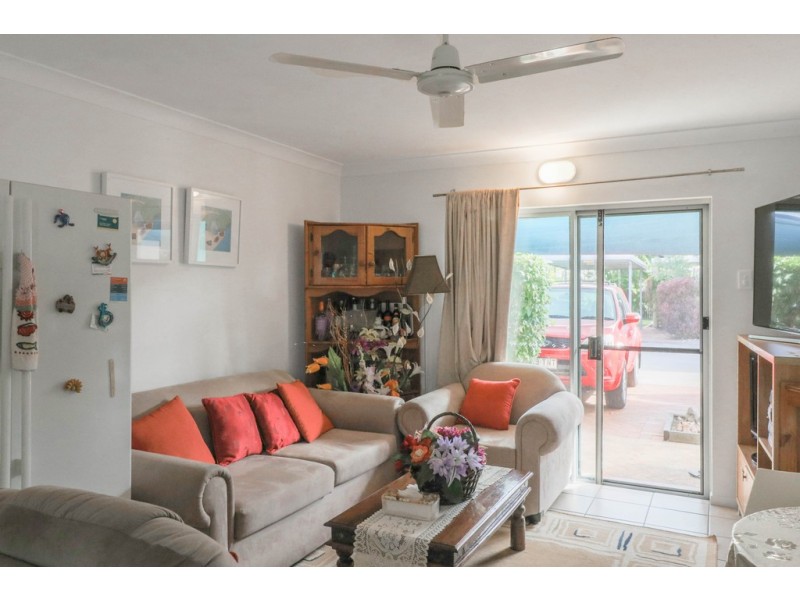 9/13-15 Ann Street, Torquay QLD 4655