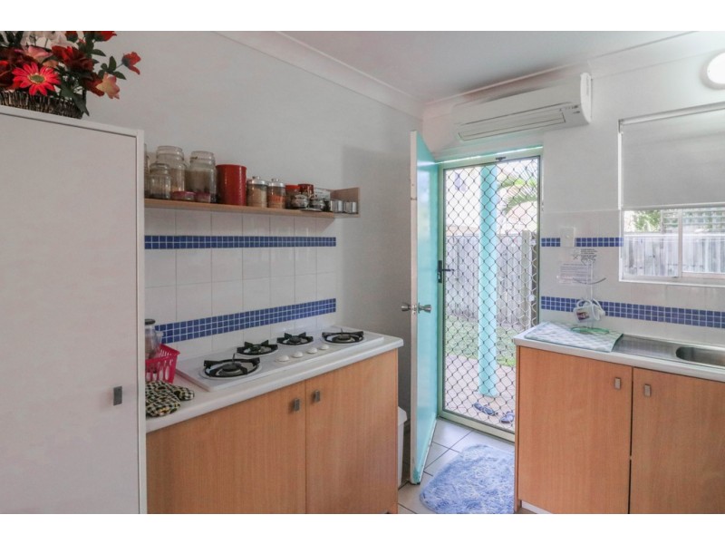 9/13-15 Ann Street, Torquay QLD 4655