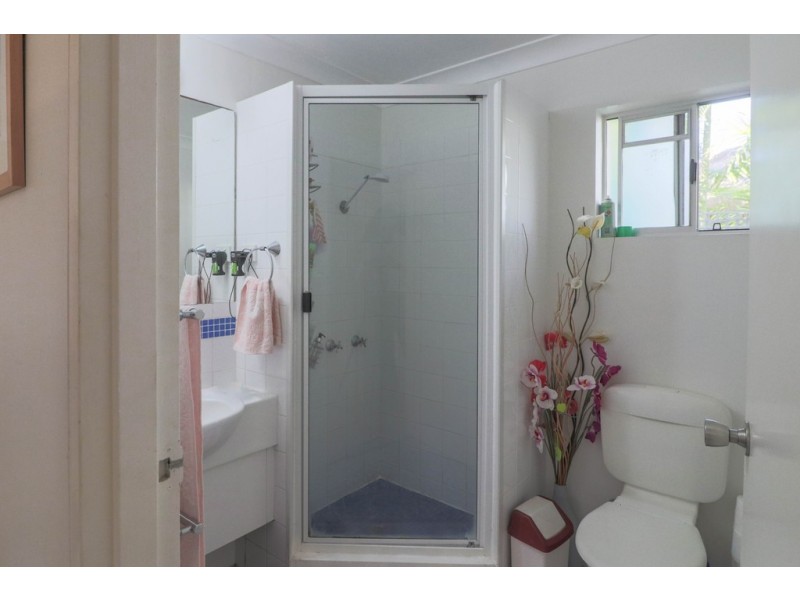 9/13-15 Ann Street, Torquay QLD 4655
