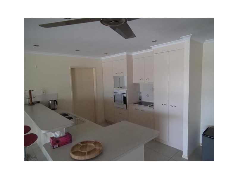 26 Bushlark Avenue, Eli Waters QLD 4655