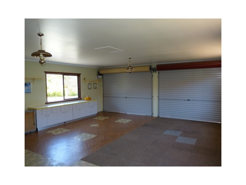 6 Bayrise Drive, Urangan QLD 4655