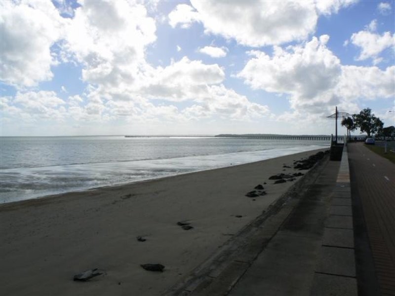 Urangan QLD 4655