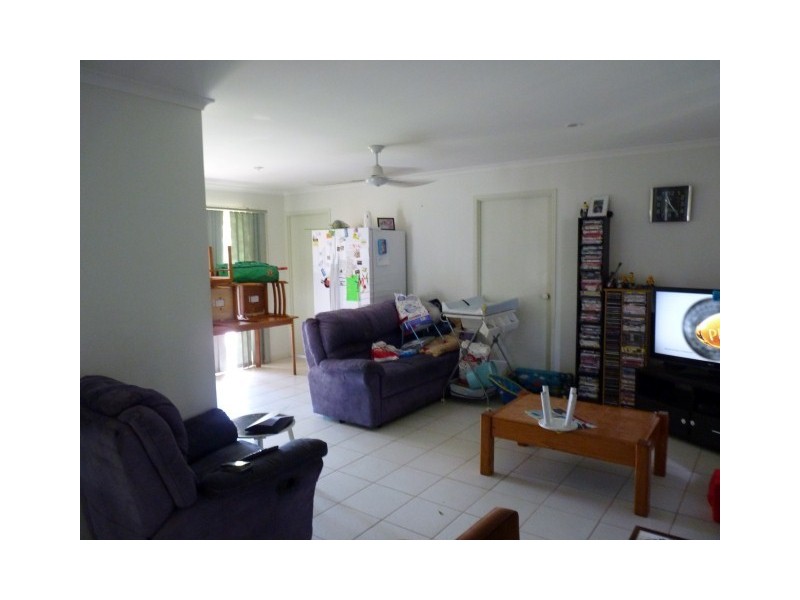 5 King Richard Court, Urangan QLD 4655