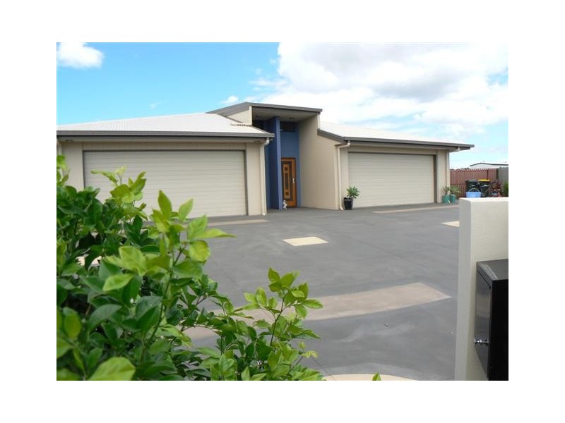 1/14 Bayley Court, Urraween QLD 4655