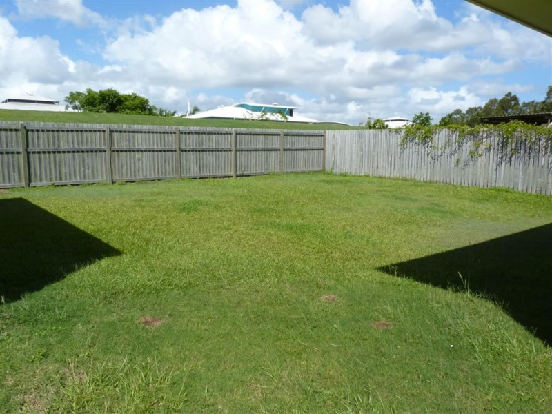 12 Bayswater Drive, Urraween QLD 4655