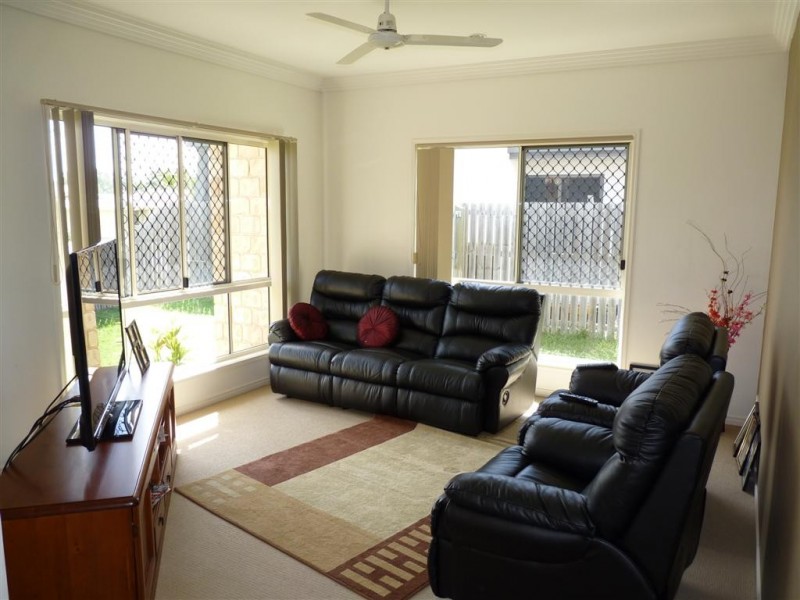 12 Bayswater Drive, Urraween QLD 4655