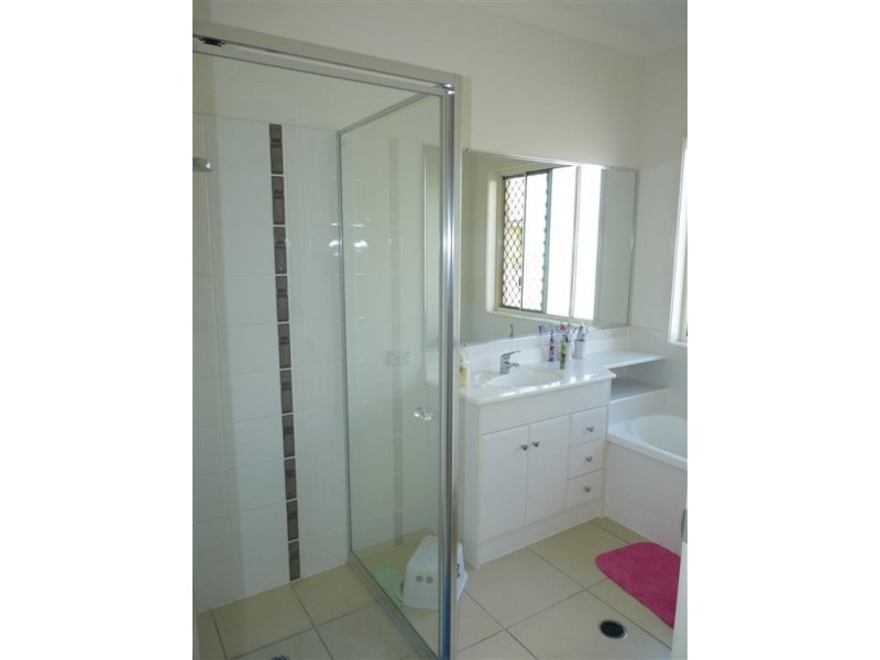 12 Bayswater Drive, Urraween QLD 4655
