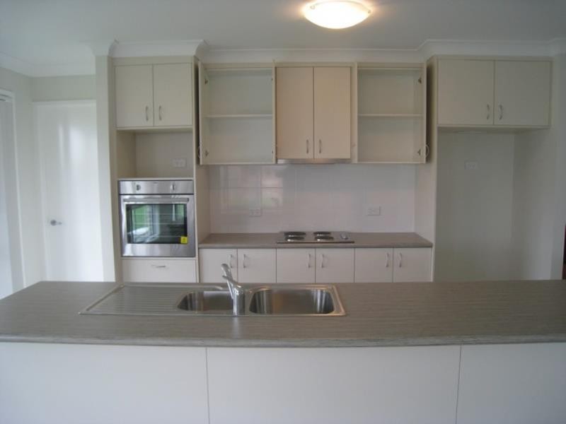 17 Fishburn Way, Eli Waters QLD 4655