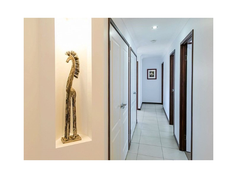 5 Belmoreana Court, Dundowran Beach QLD 4655