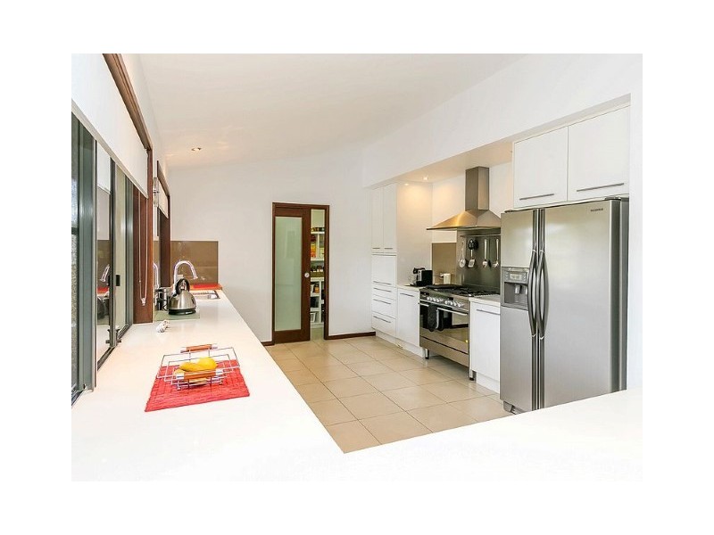 5 Belmoreana Court, Dundowran Beach QLD 4655