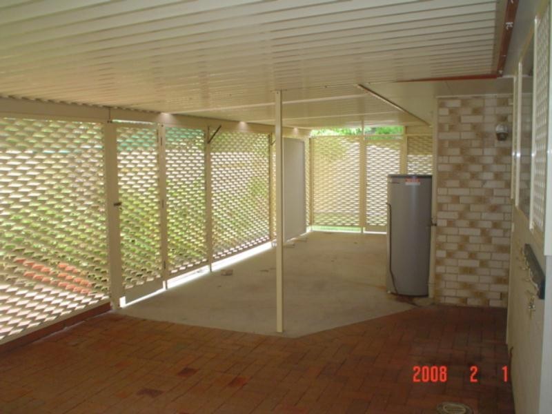 1/84 Freshwater Street, Torquay QLD 4655