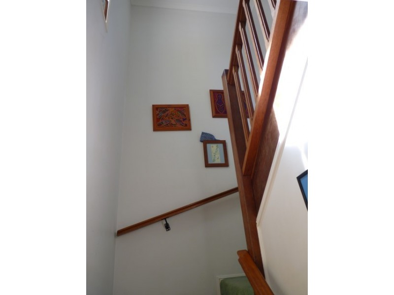 2/16 Skinner Crescent, Urangan QLD 4655