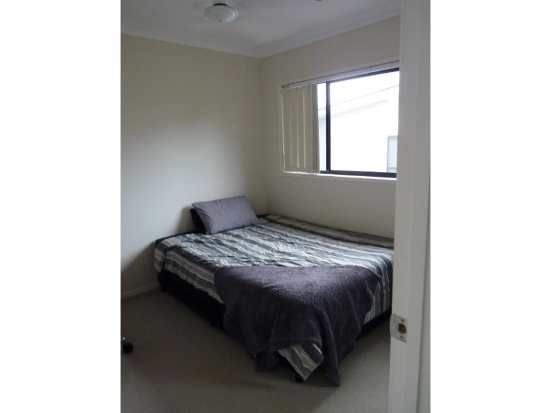 4/29 Tavistock, Torquay QLD 4655