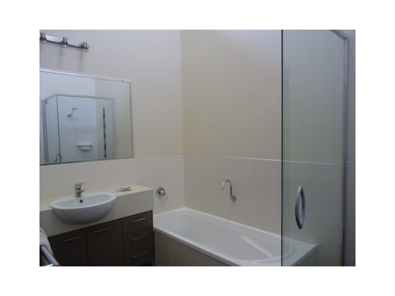 4/29 Tavistock, Torquay QLD 4655