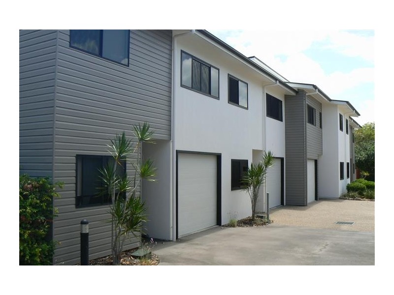 4/29 Tavistock, Torquay QLD 4655