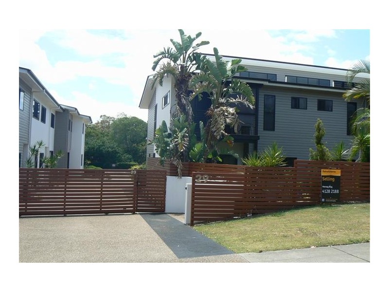 4/29 Tavistock, Torquay QLD 4655