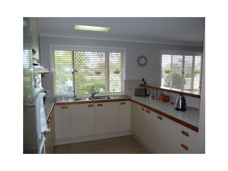 87 Alexander Street, Torquay QLD 4655