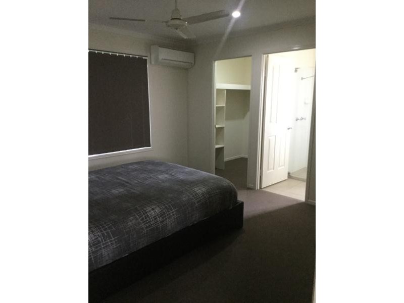 6 Eyre Court, Urraween QLD 4655