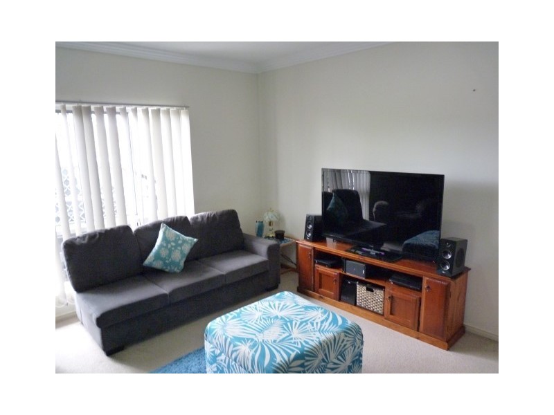 7 McIntyre Court, Urraween QLD 4655