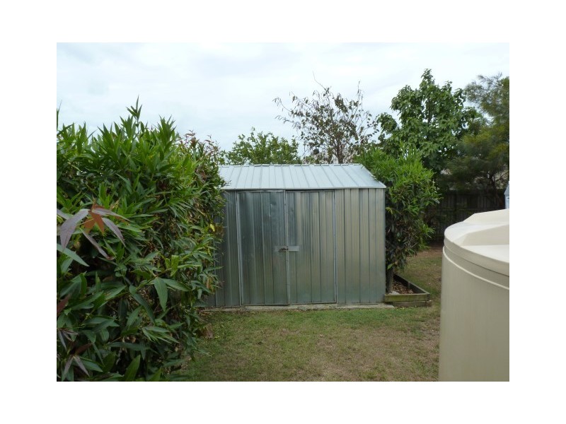 7 McIntyre Court, Urraween QLD 4655