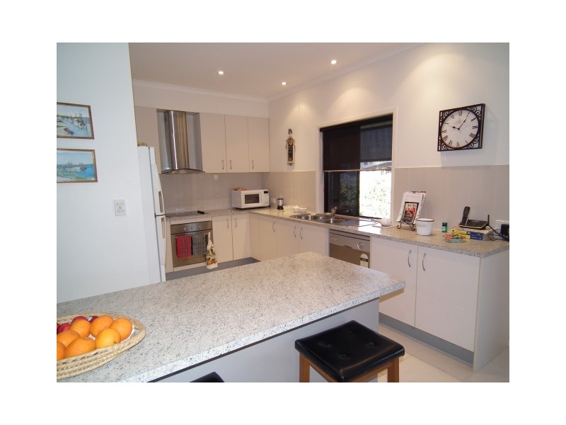 15 Lady Nelson Drive, Eli Waters QLD 4655