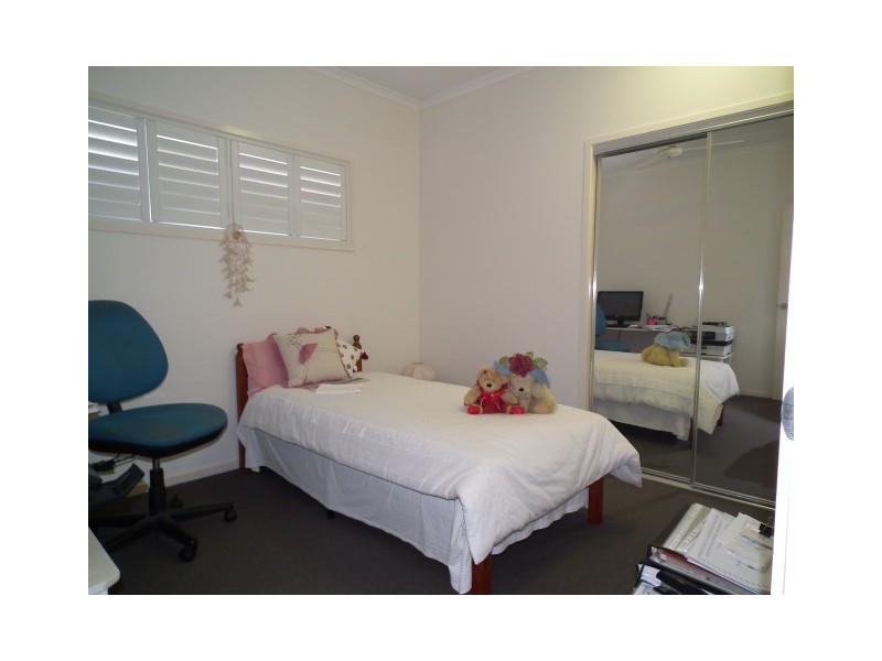 15 Lady Nelson Drive, Eli Waters QLD 4655