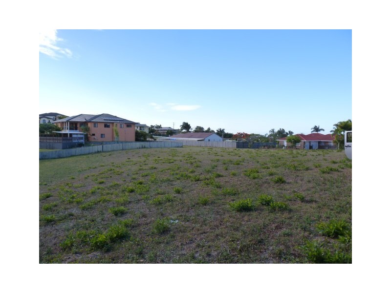 8 Swissalp Drive, Urraween QLD 4655