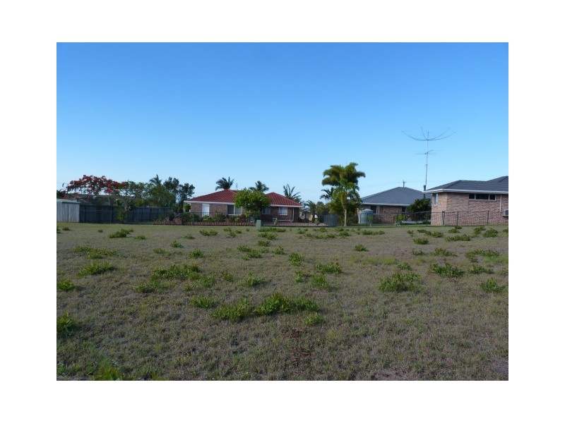 8 Swissalp Drive, Urraween QLD 4655