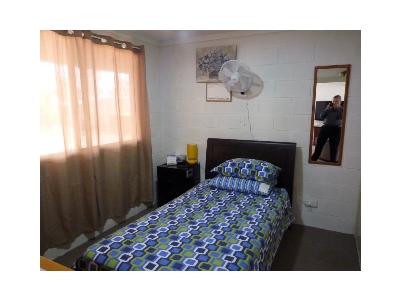 24 Mant Street, Point Vernon QLD 4655