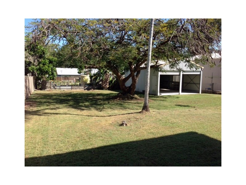 24 Mant Street, Point Vernon QLD 4655