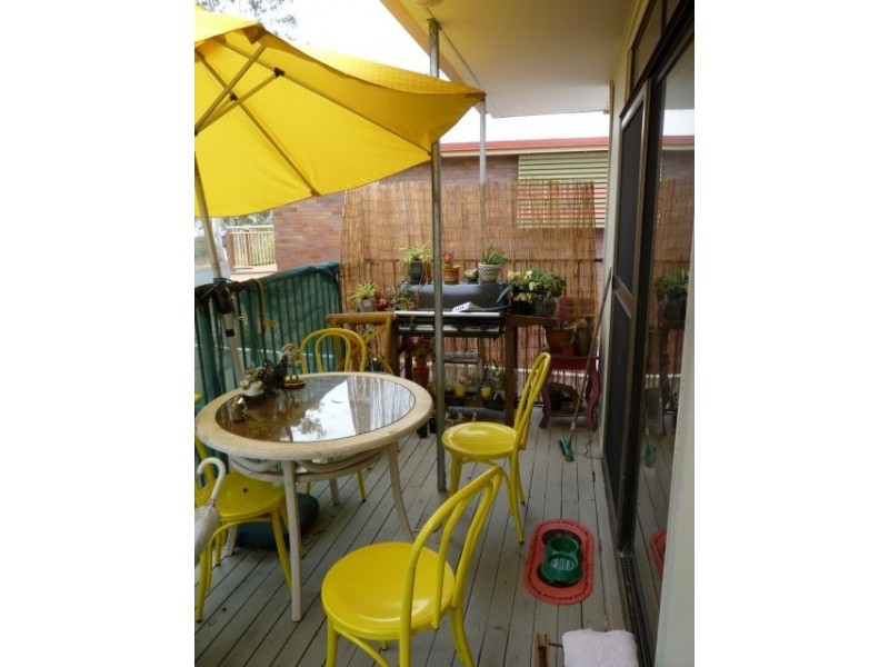 24 Mant Street, Point Vernon QLD 4655