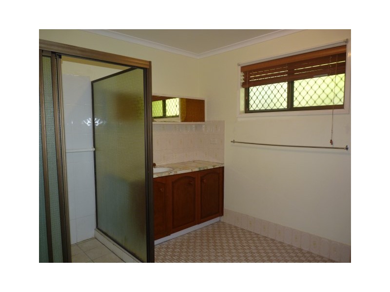 19 Churchill Street, Urangan QLD 4655